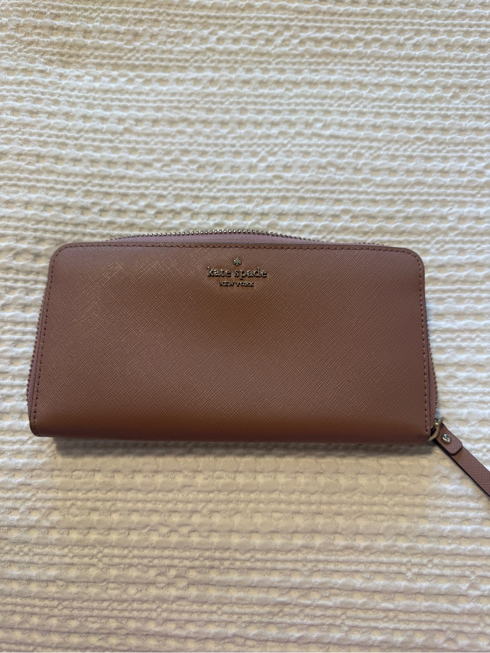 kate spade Dusty Rose Saffiano Zip Wallet